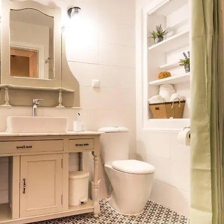 Mandarinies Boutique